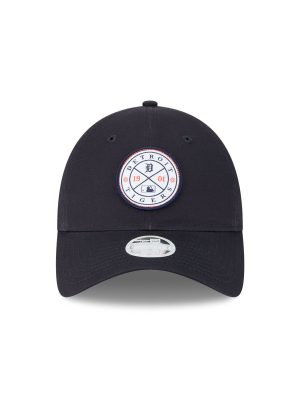 60738109_9TWENTY_920BLOOM25330_DETTIG_OTC_F