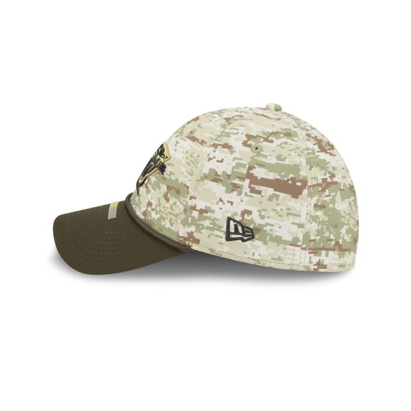 Carolina Panthers 2025 Salute to Service Digi Camo 39THIRTY Stretch Fit Hat