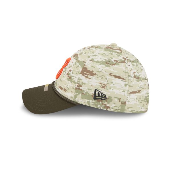 Chicago Bears 2025 Salute to Service Digi Camo Alt 39THIRTY Stretch Fit Hat