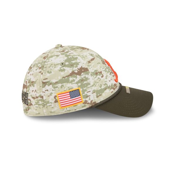 Chicago Bears 2025 Salute to Service Digi Camo Alt 39THIRTY Stretch Fit Hat