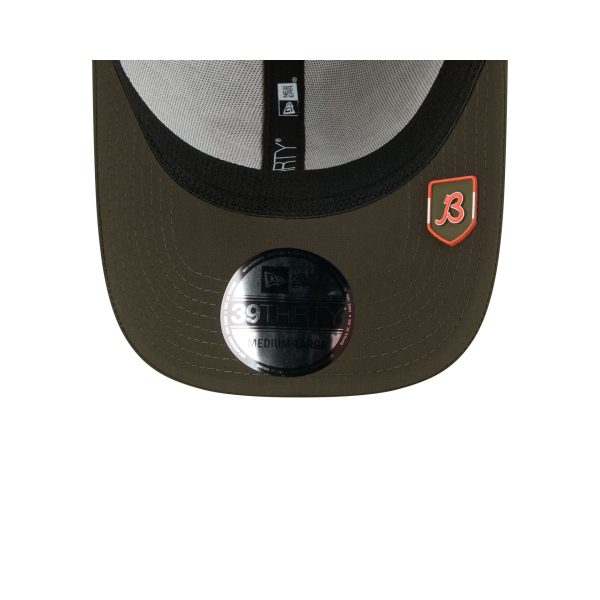 Chicago Bears 2025 Salute to Service Digi Camo Alt 39THIRTY Stretch Fit Hat