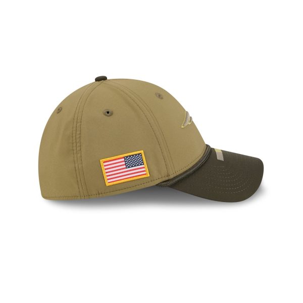 New England Patriots 2025 Salute to Service 39THIRTY Stretch Fit Hat