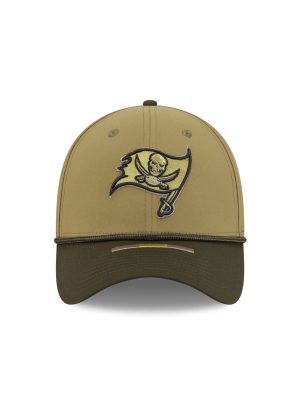 60759388_39THIRTY_NFL25STS3930_TAMBUC_DKM_F