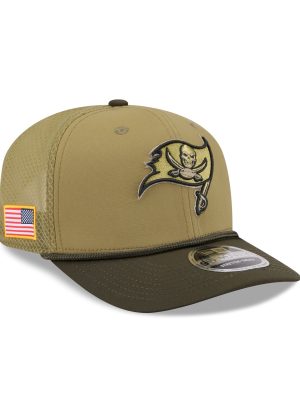 Tampa Bay Buccaneers 2025 Salute to Service 9SEVENTY Trucker Hat