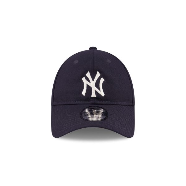 Fear of God Essentials New York Yankees 9FORTY Adjustable Hat