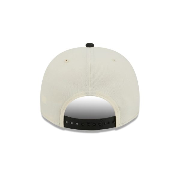 Detroit Pistons 1978-1995 Hardwood Classics Chrome White 9FIFTY A-Frame Snapback Hat