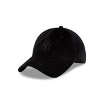 New York Yankees Black Velour 9TWENTY Adjustable Hat
