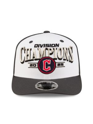 60861621_9SEVENTY_ML3QR5DIVISIONCHAMPS_CLEGUA_WHIGRH_F